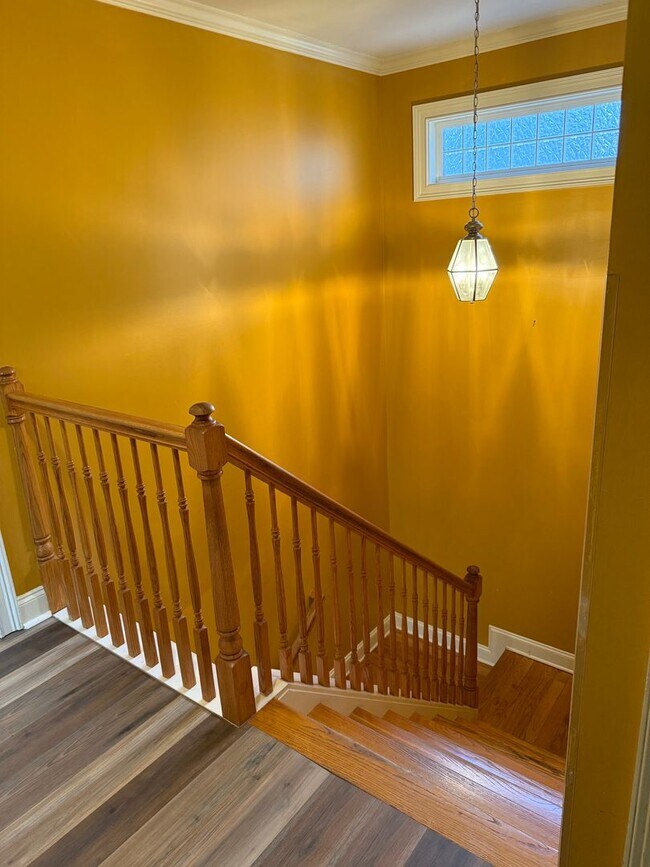 Building Photo - 4 BED/2 BATH PRIVATE DECATUR ESTATE FOR LEASE IN DECATUR