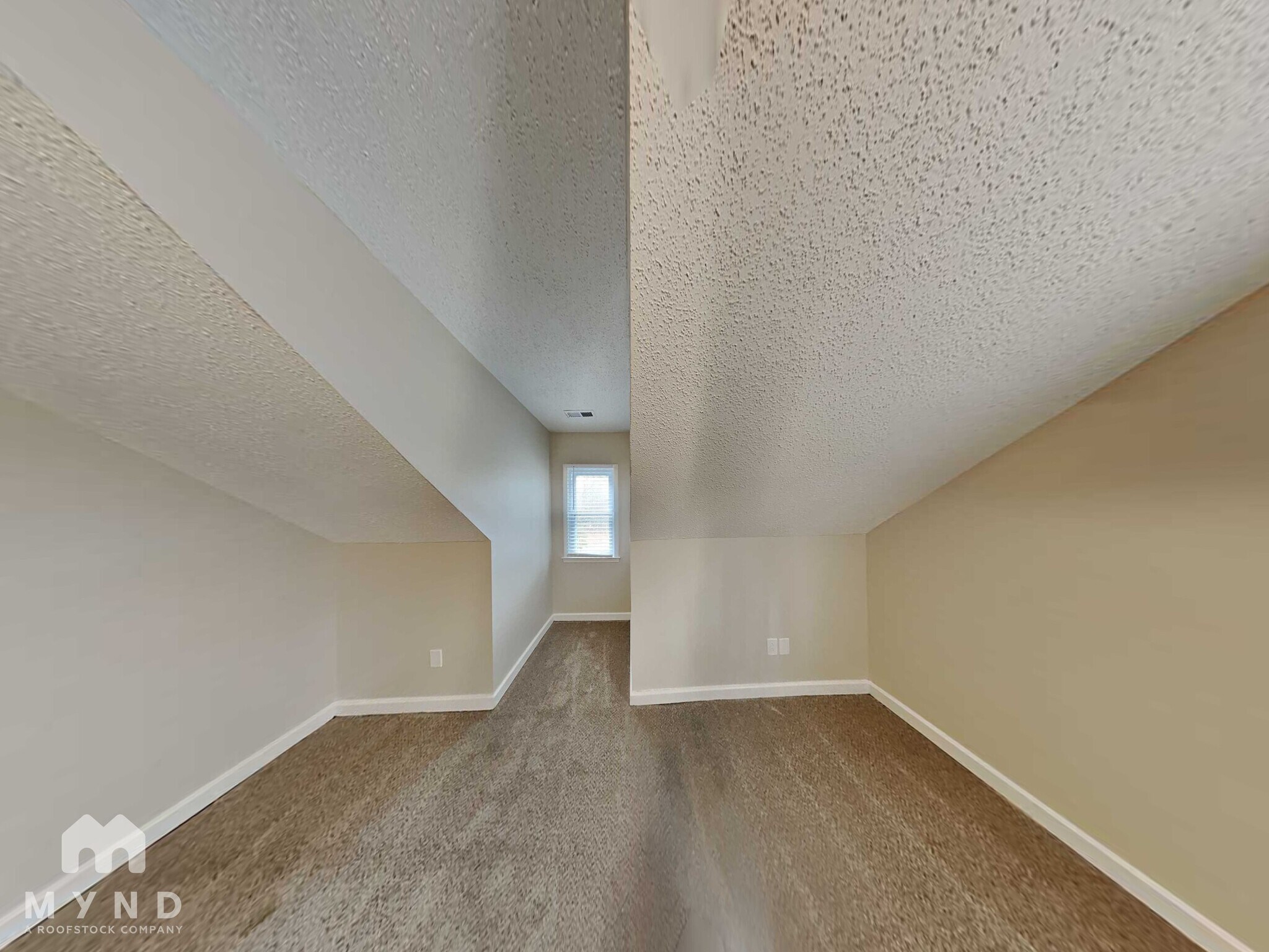 Building Photo - 400 Miller Rd