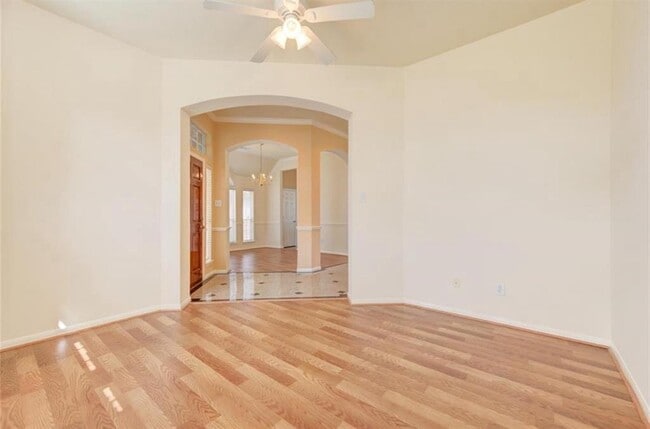 Building Photo - 13130 Georgetown Dr