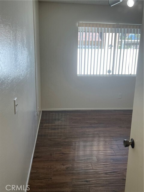 Building Photo - 11129 Poplar St