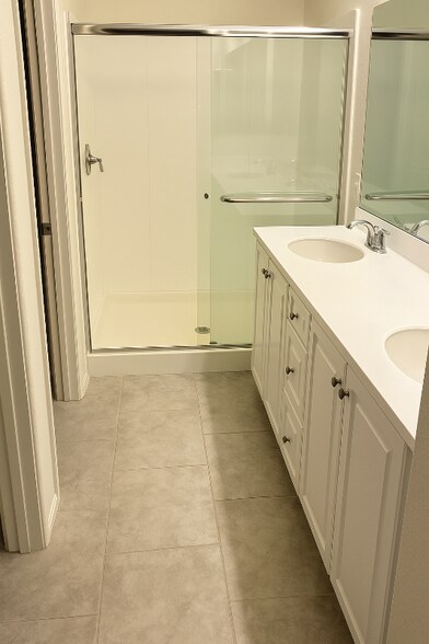 Building Photo - 7464 Starry Night Pl