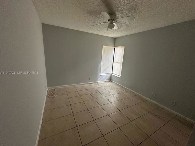 Building Photo - 3838 Coral Tree Cir