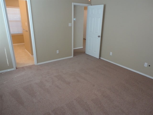 Building Photo - 5512 Parkview Hills Ln