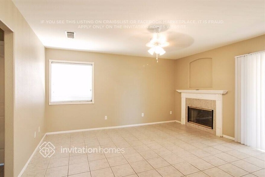 Building Photo - 27025 Hemingway Ct