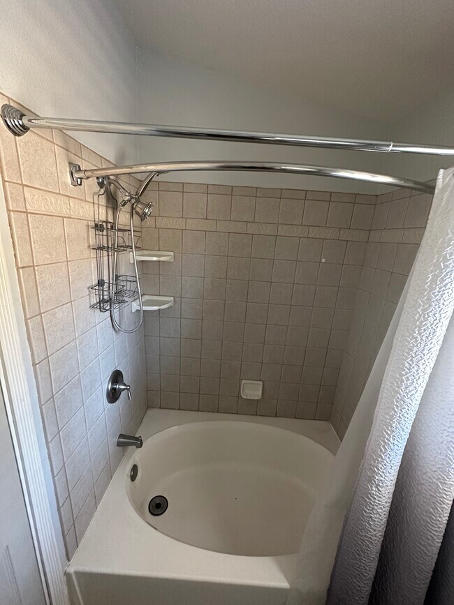 Master bathroom - 48775 Forest Springs Rd