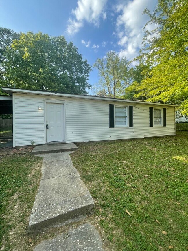 Primary Photo - 3510 Dundale Rd