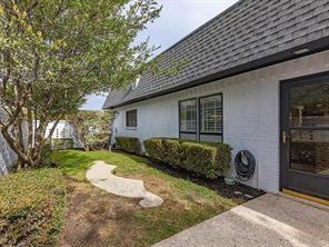 Building Photo - 4304 Forest Bend Rd