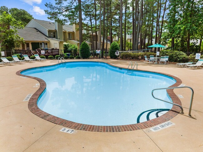Building Photo - Updated and Adorable!  2 Bedroom Townhome in N/E Raleigh near REX, Glenwood, & Crabtree - Pet Fri...