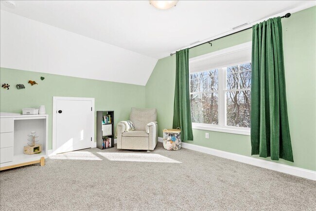Building Photo - 29 3rd St