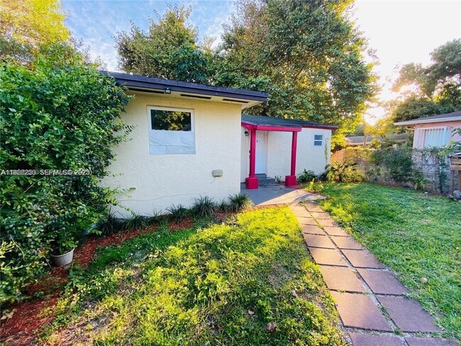 Building Photo - 2230 NW 51st Terrace