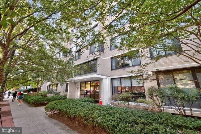 Building Photo - 2030 F St NW