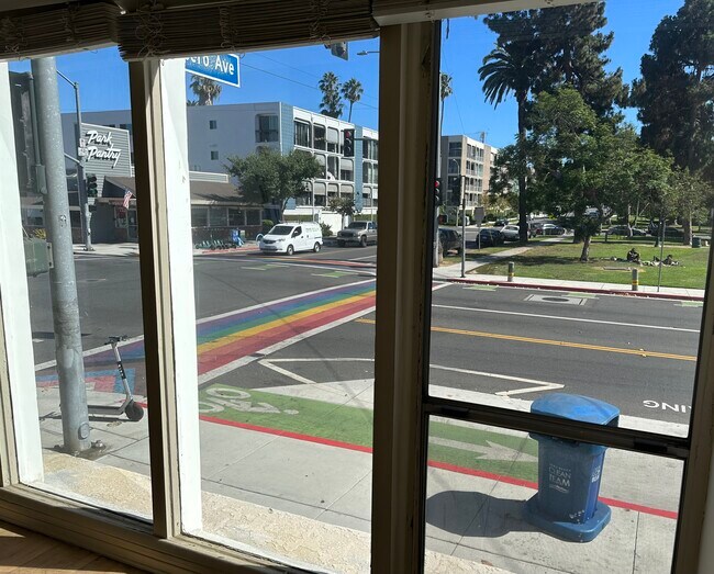 Building Photo - 231 Junipero Ave