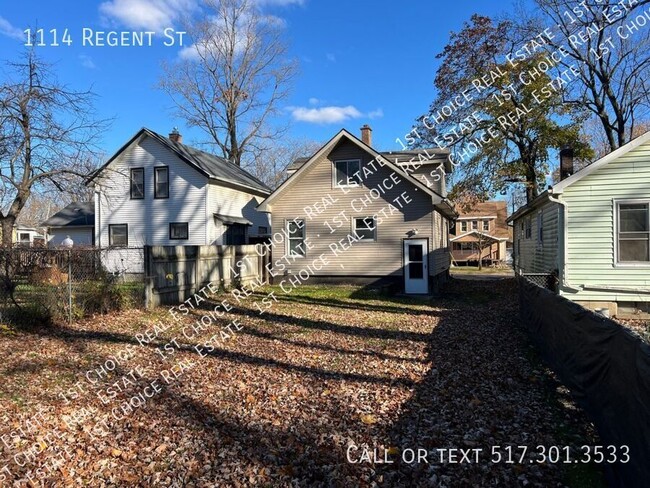 Building Photo - 3-BDR 1-BTH House w/ Large Back Yard & Bas...