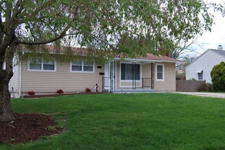 Building Photo - EDGEWOOD - SINGLE FAMILY RANCHER