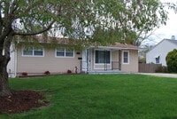 Building Photo - EDGEWOOD - SINGLE FAMILY RANCHER