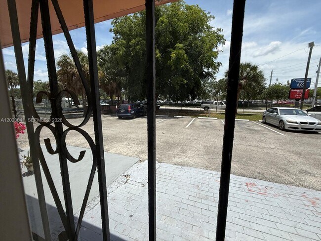 Building Photo - 17101 NW 57th Ave