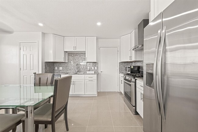 Building Photo - 15707 Crooked Arrow Dr