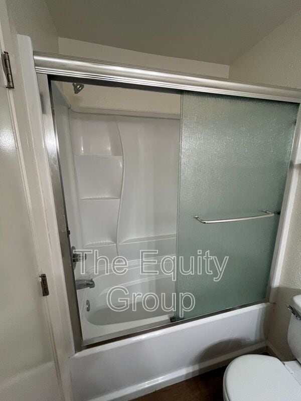 Building Photo - 3930 W Meadow Ave