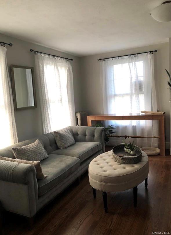 Building Photo - 12 Davis St