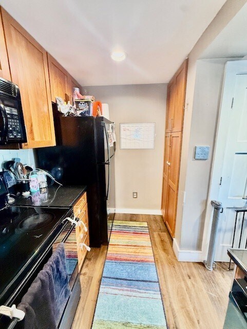 Building Photo - 480 Commercial St