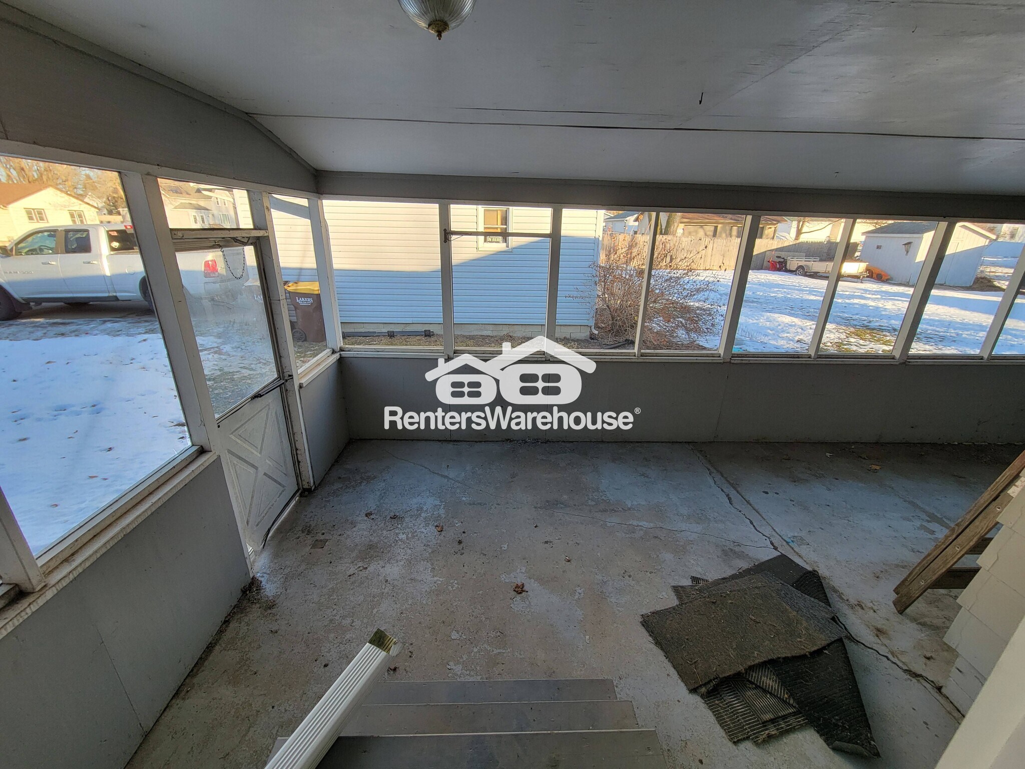 Building Photo - 401 2nd Ave SW