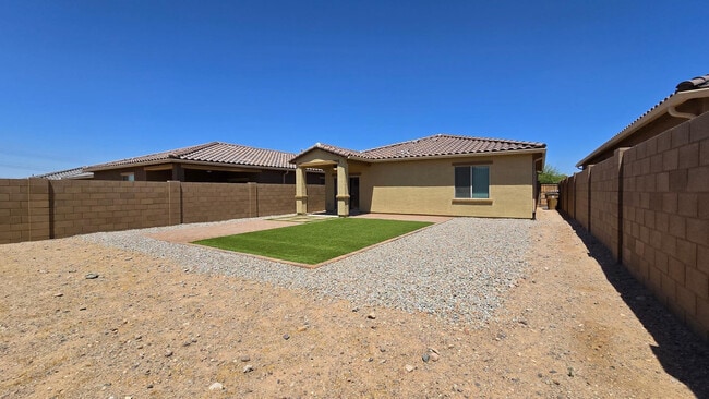 Building Photo - 11485 W Camden Dr