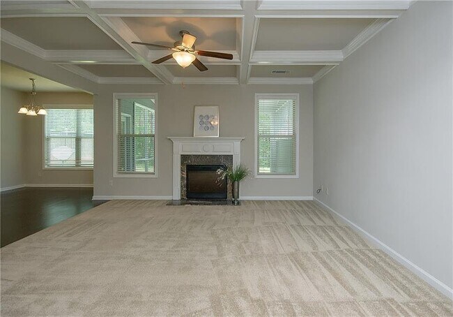 Building Photo - 7490 Silk Tree Pointe