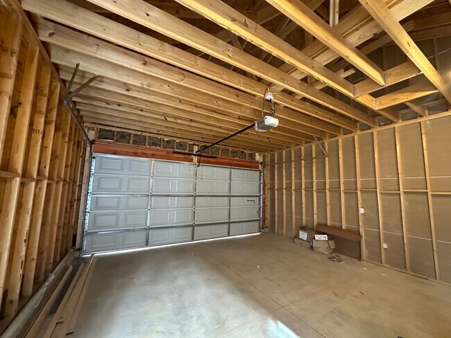 Building Photo - Brand New Norton Commons Condo-Water, Sewer, Trash INCLUDED