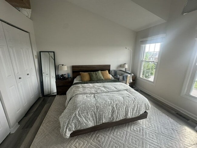 Building Photo - 3024 Estate Dr