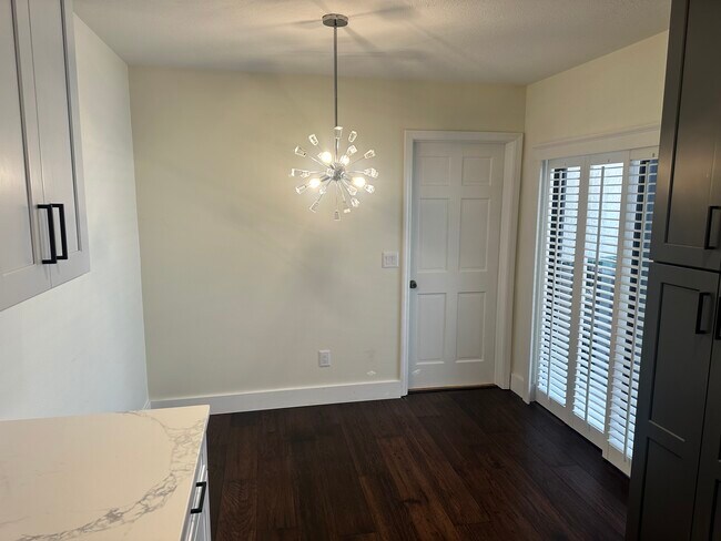 Building Photo - 8211 Ambrose Cove Way