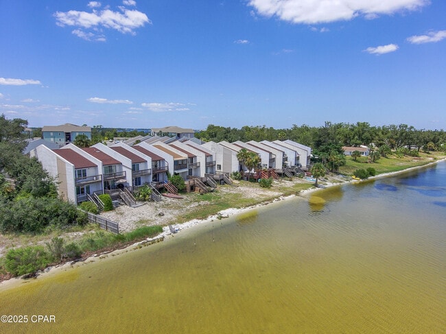 Building Photo - 6453 Oak Shr Dr