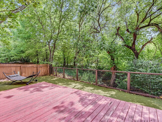 Building Photo - 14809 Great Willow Dr