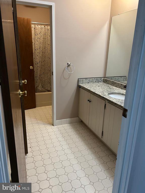 Building Photo - 48 Muirfield Dr