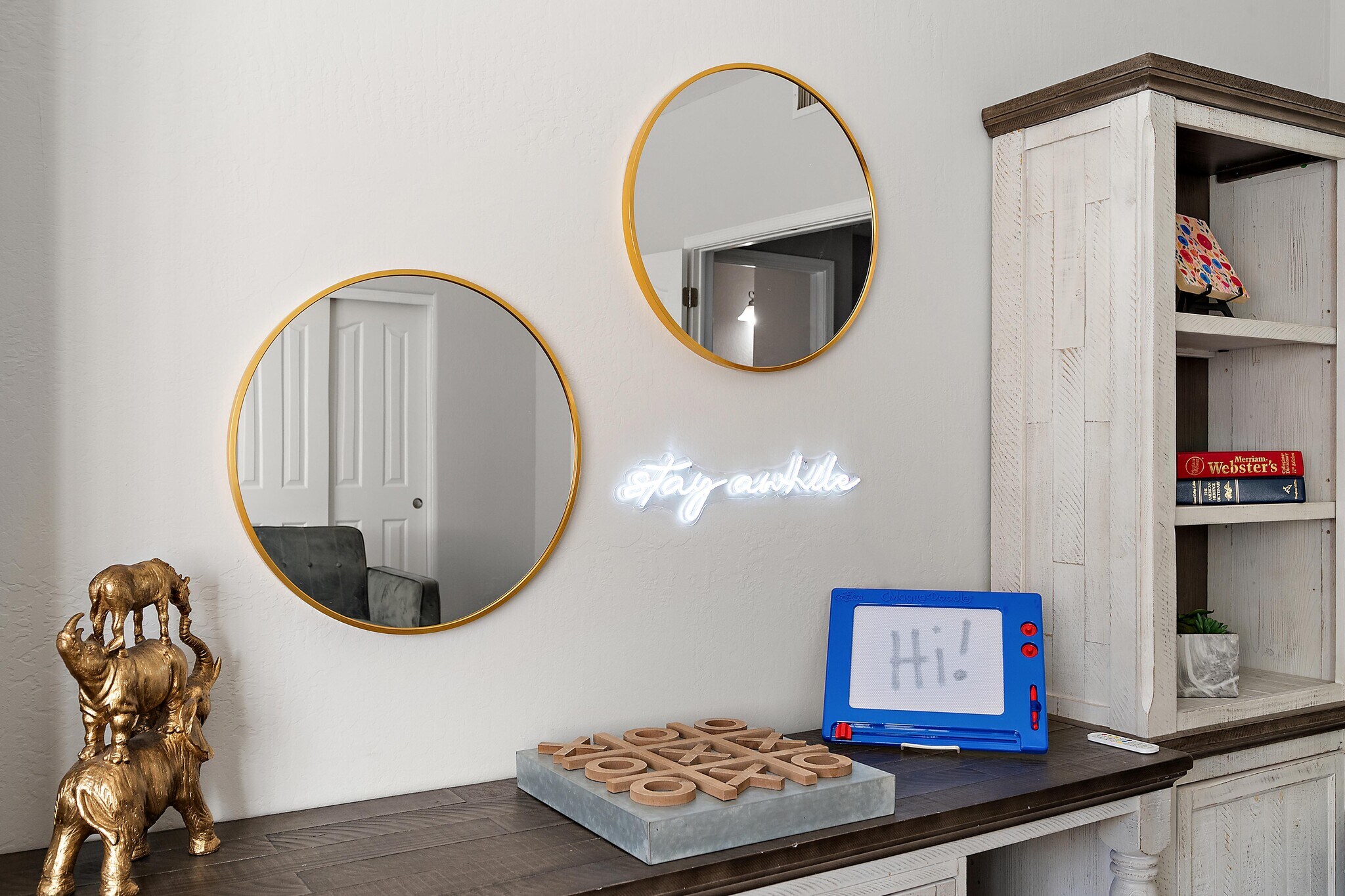 Building Photo - 13010 E Shangri La Rd