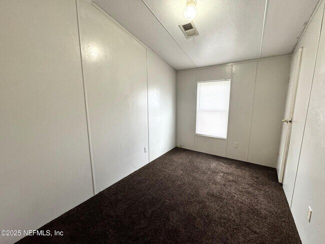 Building Photo - 7675 Del Rd