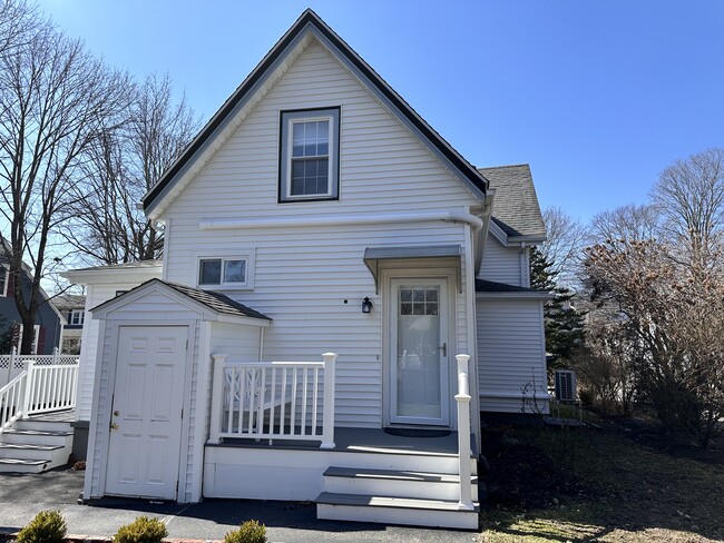 Building Photo - 46 High St