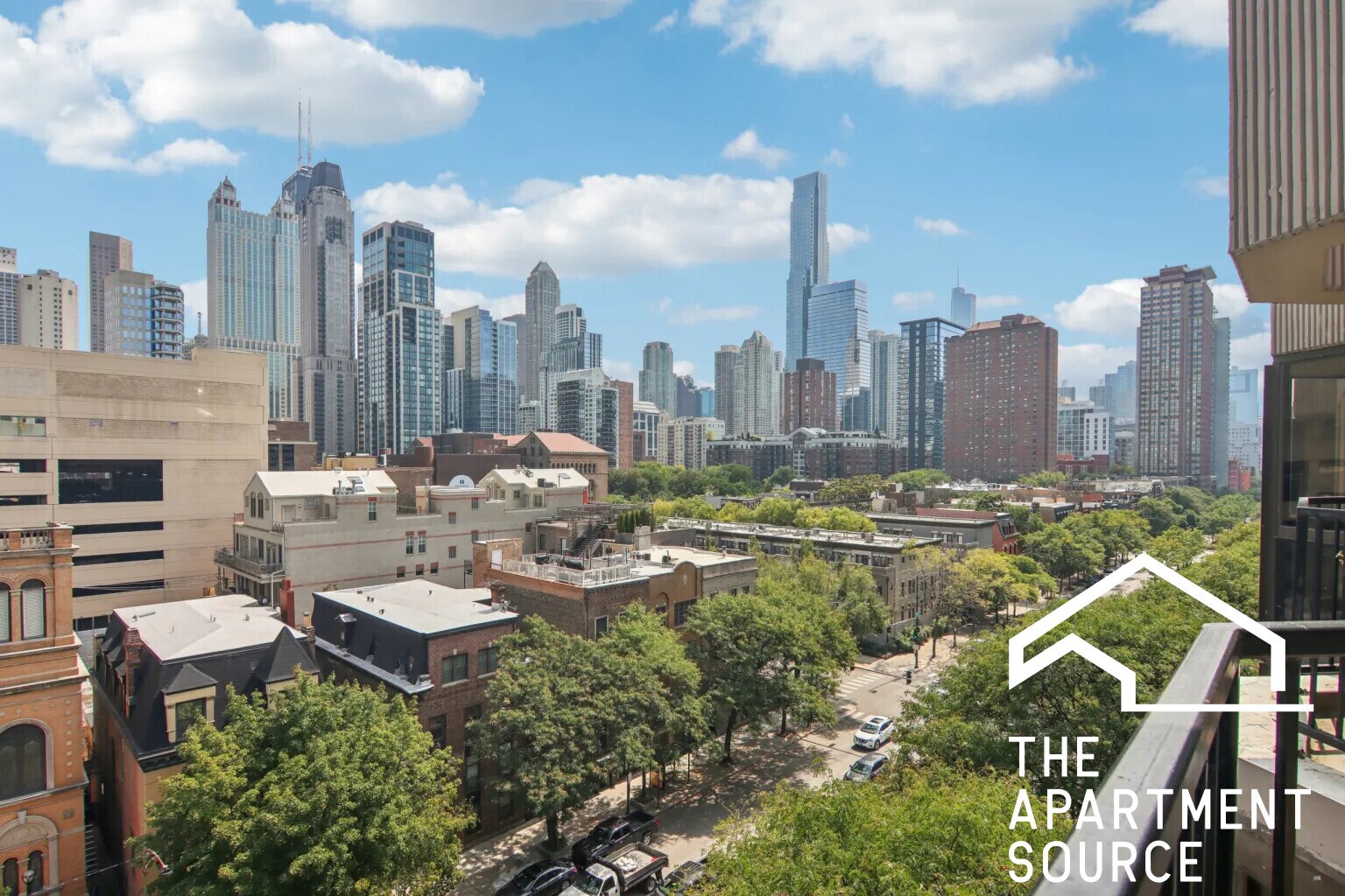 Building Photo - 1000 N La Salle Dr