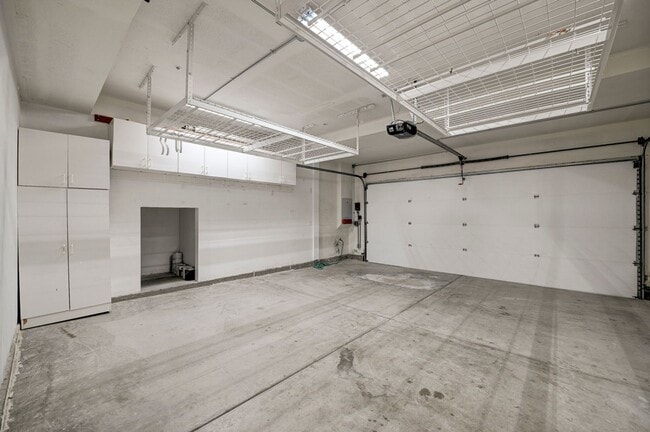 Building Photo - Amazing LARGE home in Ladera Ranch!