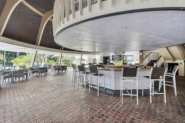 Building Photo - 5300 NE 24th Terrace