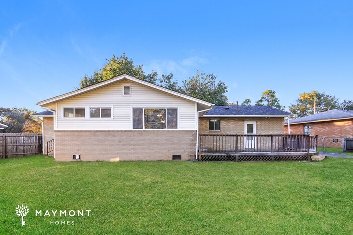 Building Photo - 2017 Fernwood Cir
