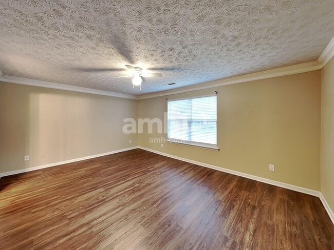 Building Photo - 315 Westminster Dr