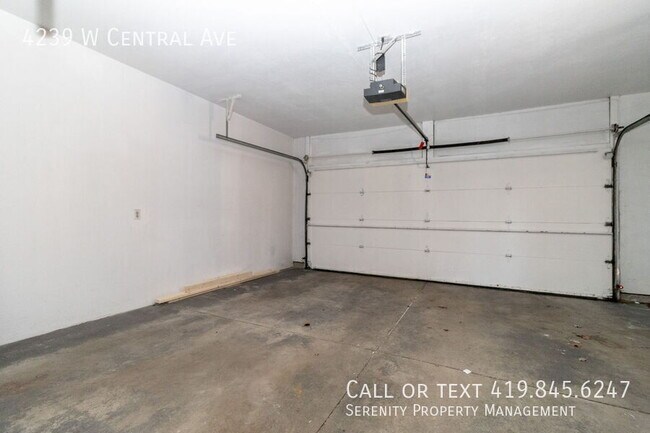 Building Photo - 4239 Central Ave