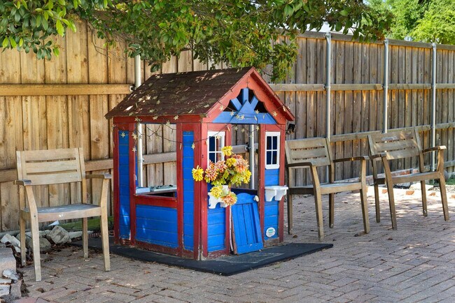 Building Photo - 3913 Baywatch Dr
