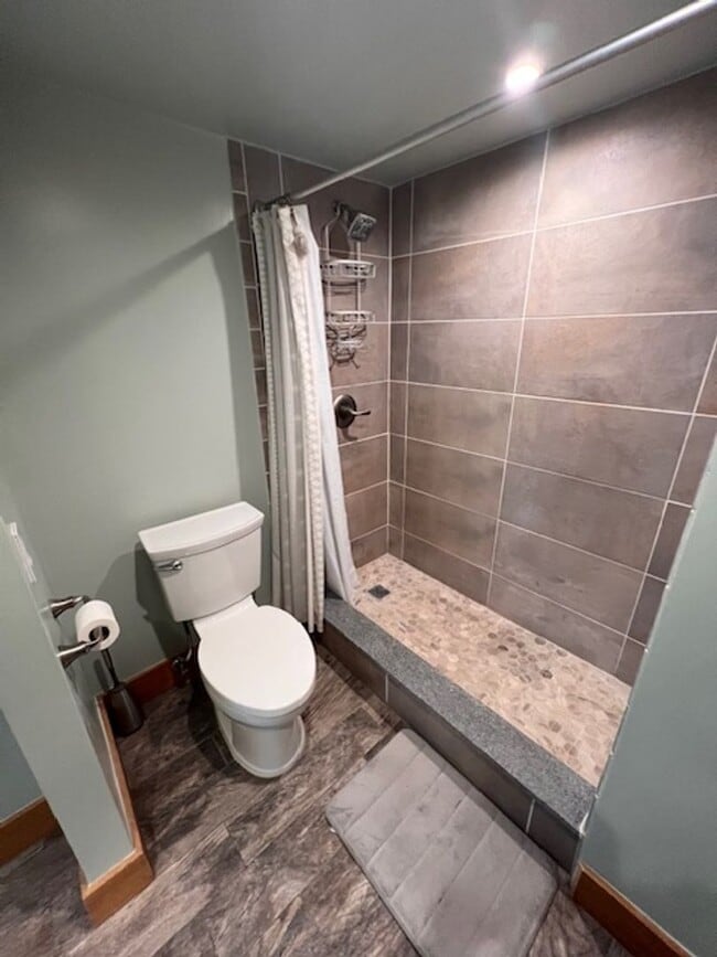 Building Photo - Makaha Valley Studio with spectacular views