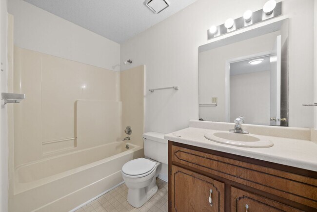 Building Photo - 3 Bedroom Home For Rent In The Quail Ridge Neighborhood!