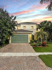 Building Photo - 9555 Phipps Ln