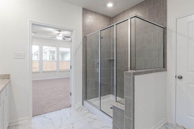 Building Photo - 309 Barton Oak Trl