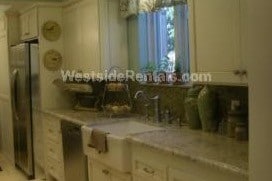kitchen (old world style) - 13902 Calvert St