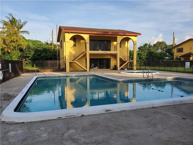 Primary Photo - 2743 NW 47th Terrace