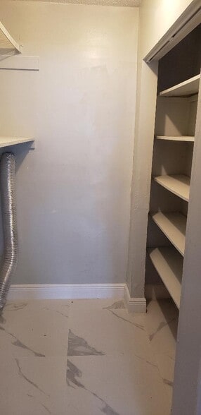 Laundry Room - 5700 NW 28th St